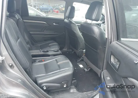 2018 Toyota Highlander Se z USA, uszkodzony, nr VIN 5TDJZRFH3JS546625